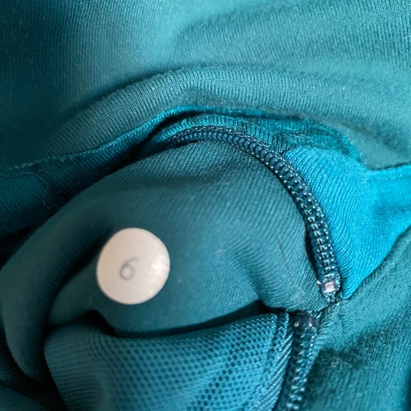 Lululemon stride jacket 6 - Picture 3 of 5